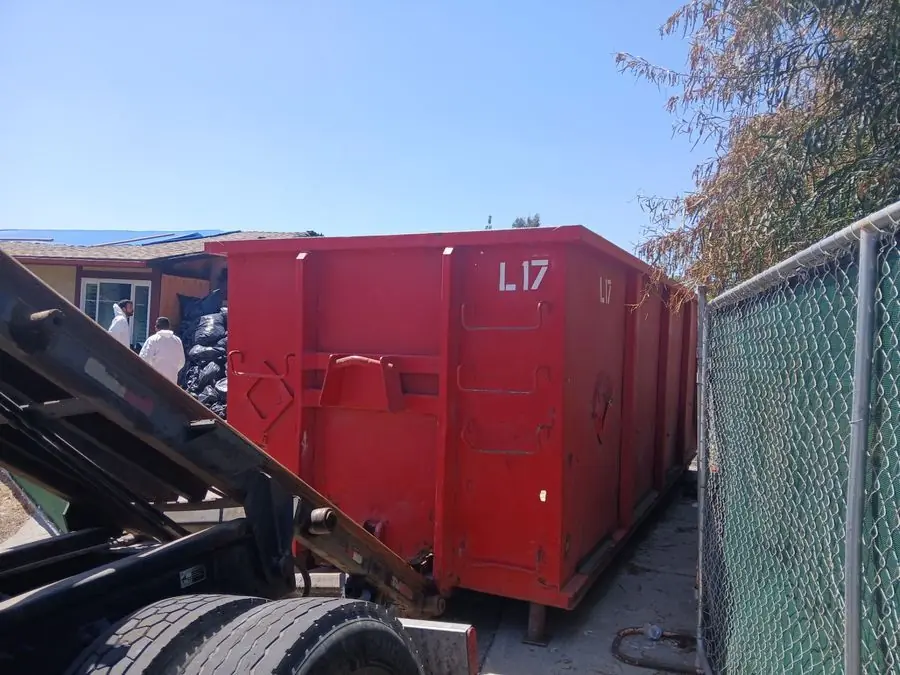 15 Yard Dumpster roll-off dumpster in San Diego